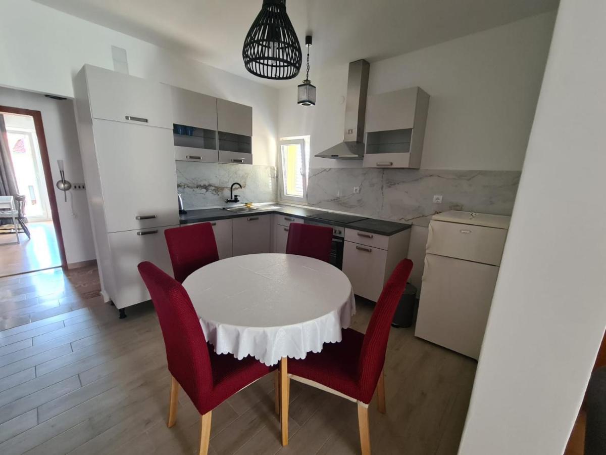Apartments Figa Оребич Экстерьер фото